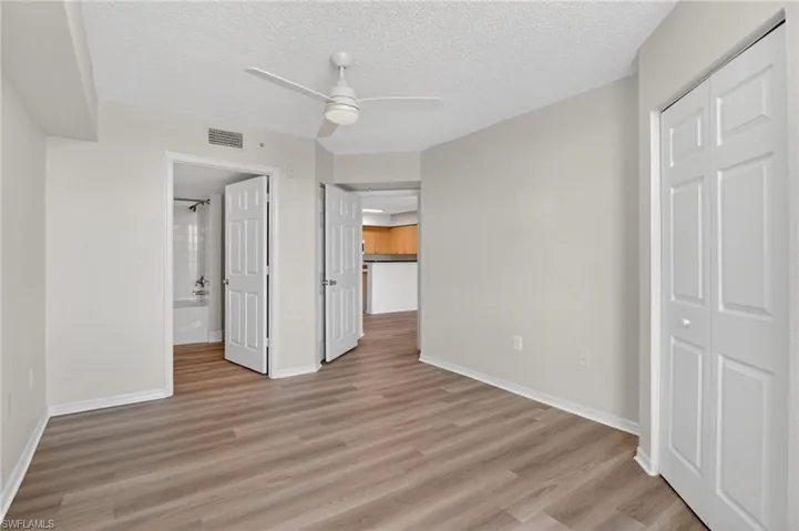 Unfurnished bedroom