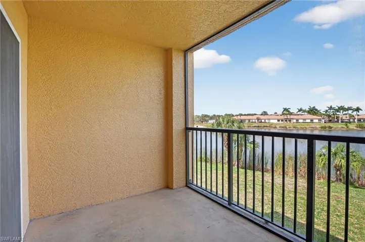 Picture perfect Sunset views from the lanai