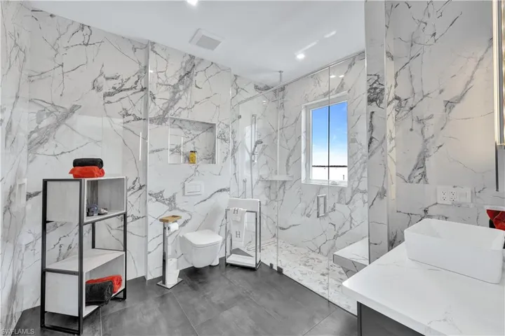Guest Suite Bath