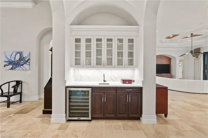 6068 Sunnyslope Dr, Naples, Florida 34119