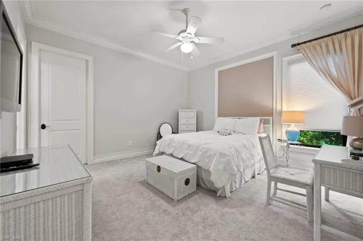 6068 Sunnyslope Dr, Naples, Florida 34119