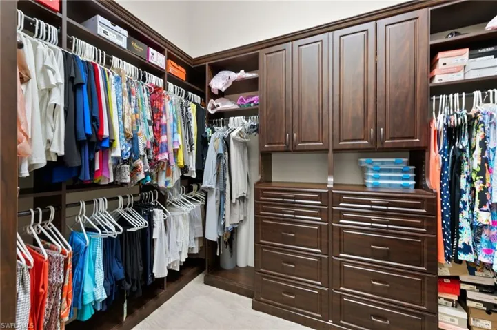 6068 Sunnyslope Dr, Naples, Florida 34119