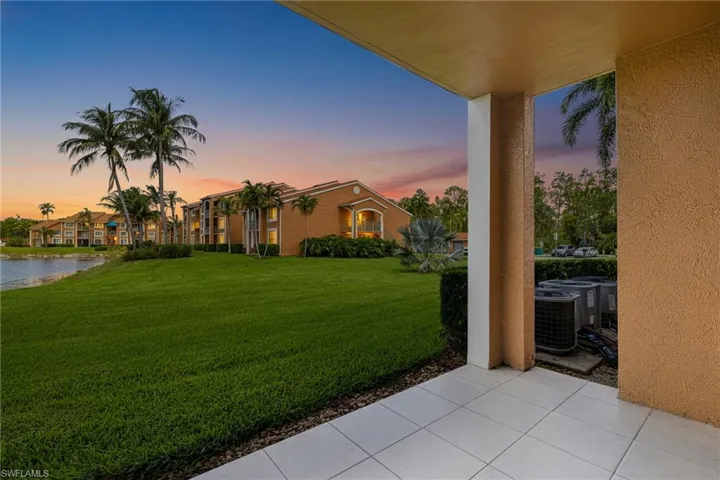 1265 Wildwood Lakes Blvd 106, Naples, Florida 34104