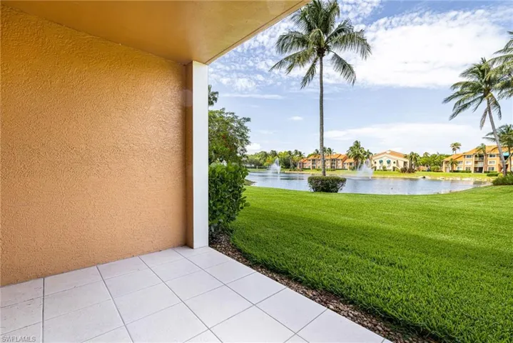 1265 Wildwood Lakes Blvd 106, Naples, Florida 34104