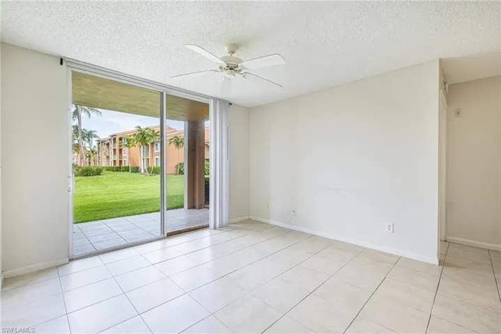 1265 Wildwood Lakes Blvd 106, Naples, Florida 34104