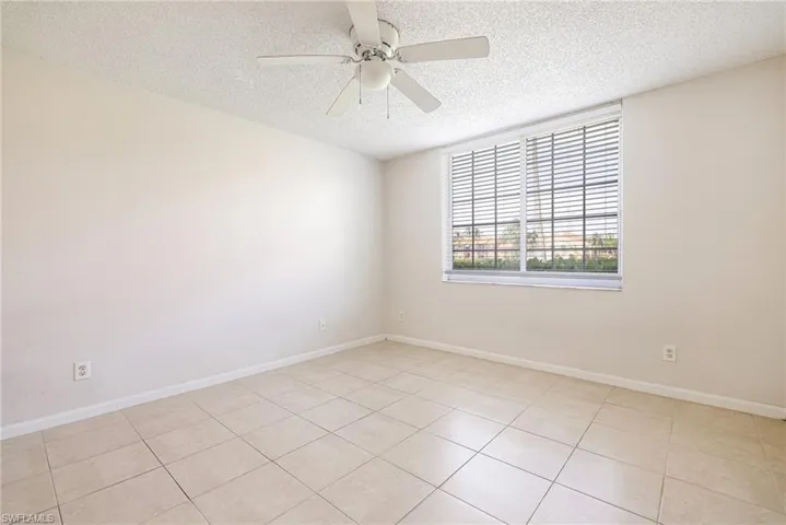 1265 Wildwood Lakes Blvd 106, Naples, Florida 34104