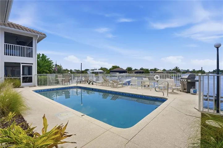 3603 Se 10th Ave 203, Cape Coral, Florida 33904