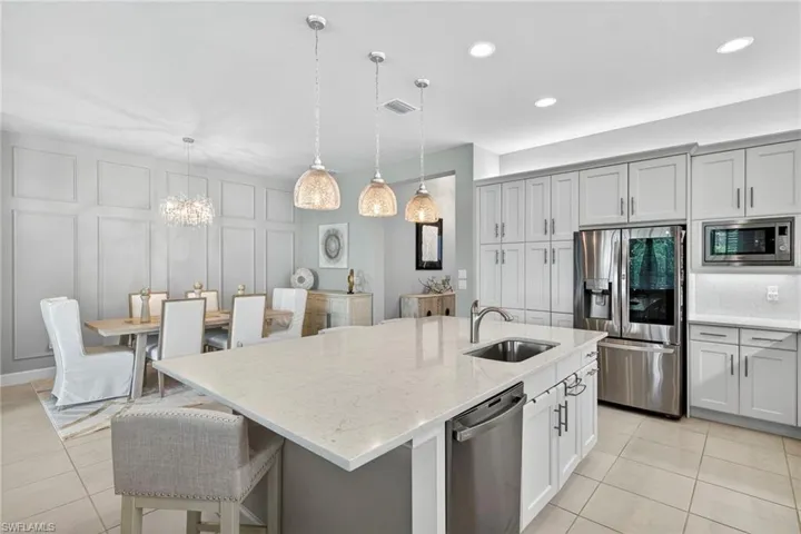Eat casually at the bar (here's the 5th seat!) or stylishly in the dining area...