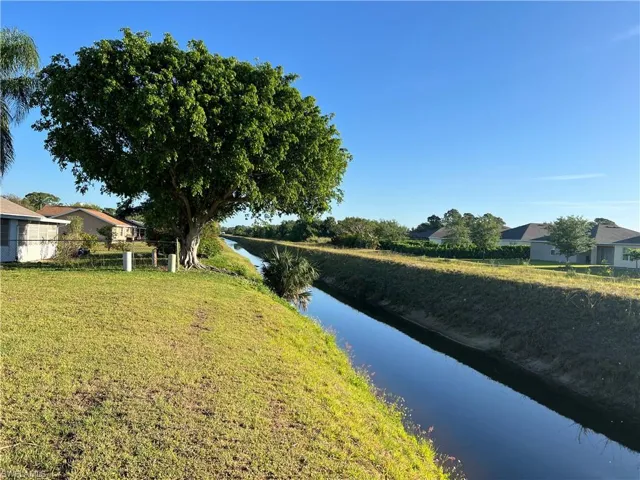 Deep canal