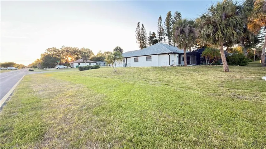 4423 Albacore Cir, Port Charlotte, Florida 33948