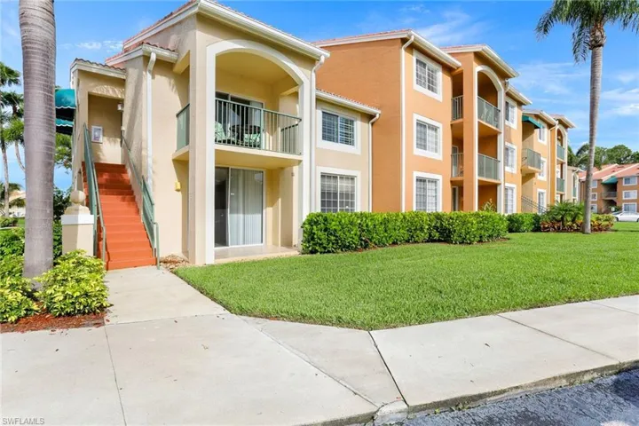 1260 Wildwood Lakes Blvd 205, Naples, Florida 34104