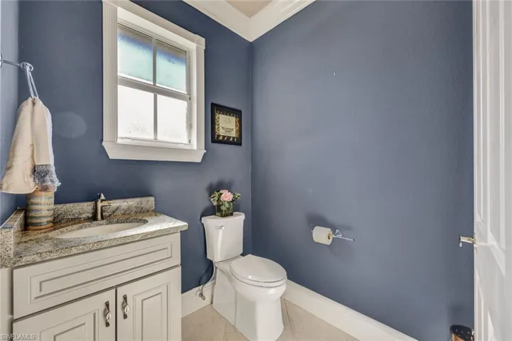 2 of 4 Bathrooms