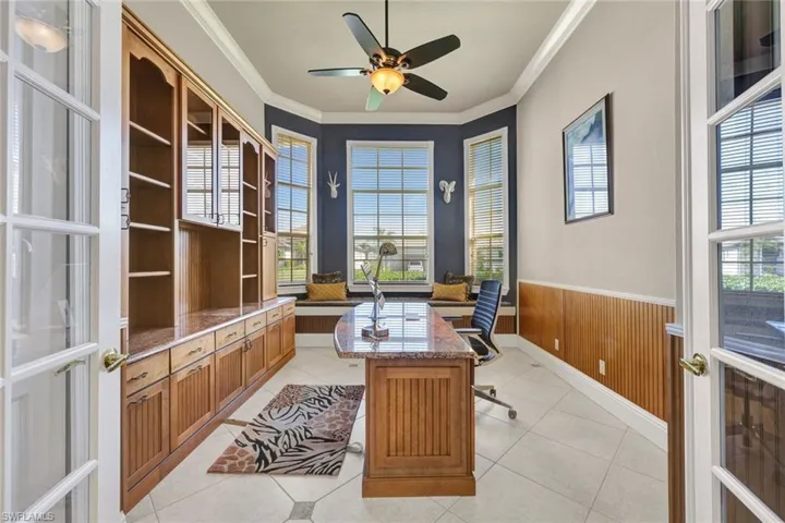 Executive Style Office/Den W Built Ins