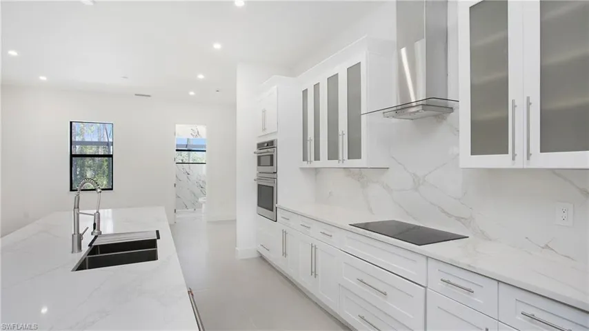 2343  Oil Well  RD, Naples, FL 34120