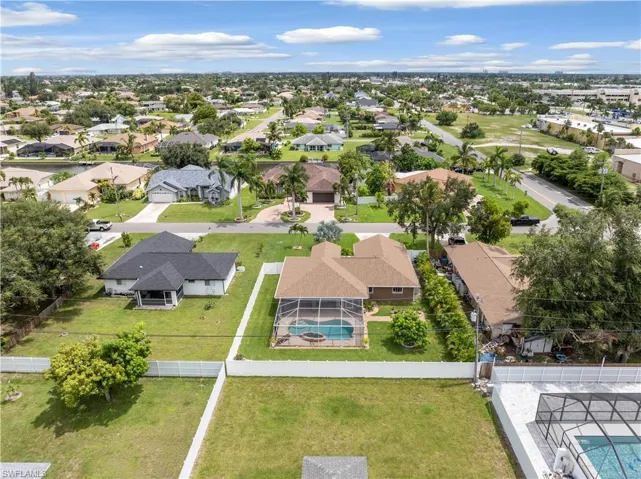 119 SE 21st  TER, Cape Coral, FL 33990