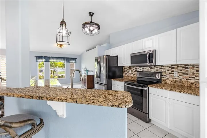119 SE 21st  TER, Cape Coral, FL 33990
