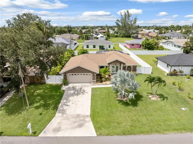 119 SE 21st  TER, Cape Coral, FL 33990