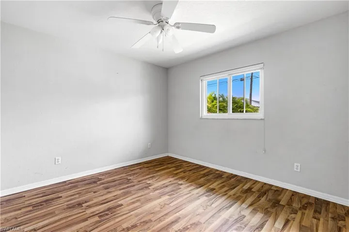 Back spare bedroom