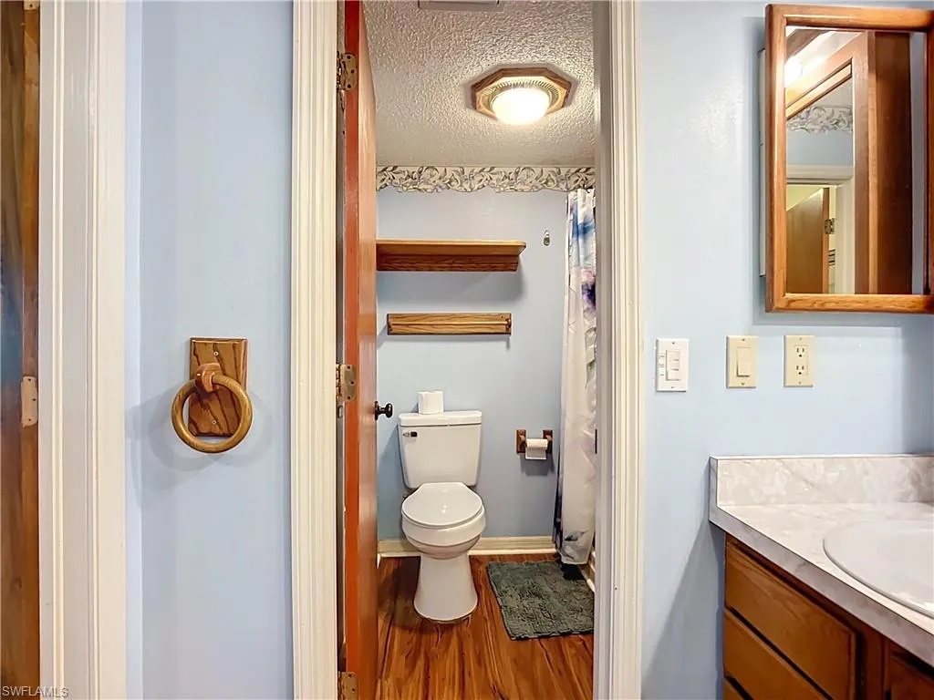 16021 Winburn DR, Sarasota, FL 34240,2025000350