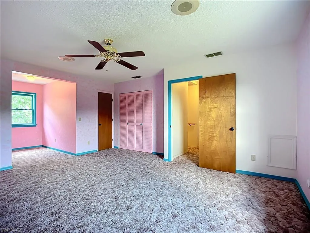 16021 Winburn DR, Sarasota, FL 34240,2025000350