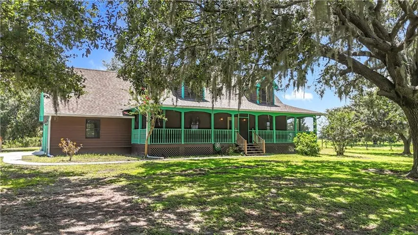 16021 Winburn DR, Sarasota, FL 34240,2025000350