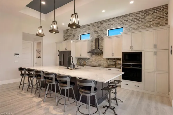 2 Tone Quartz Counters