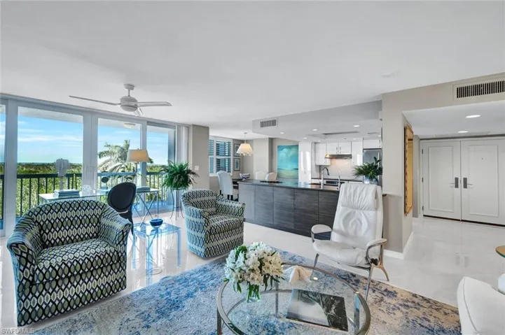 6585 Nicholas Blvd # 404, Naples Fl 34108