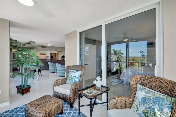 6585 Nicholas Blvd # 404, Naples Fl 34108