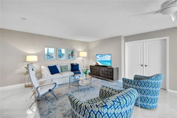 6585 Nicholas Blvd # 404, Naples Fl 34108