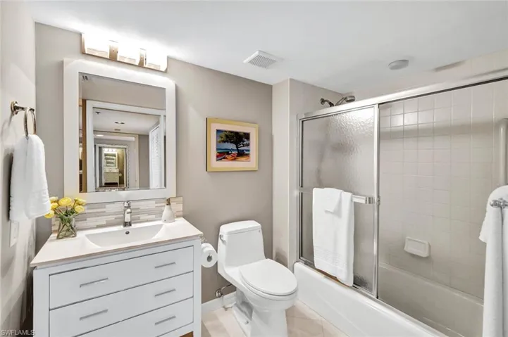 6585 Nicholas Blvd # 404, Naples Fl 34108