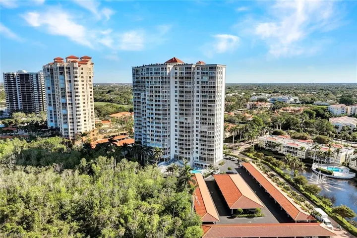 6585 Nicholas Blvd # 404, Naples Fl 34108