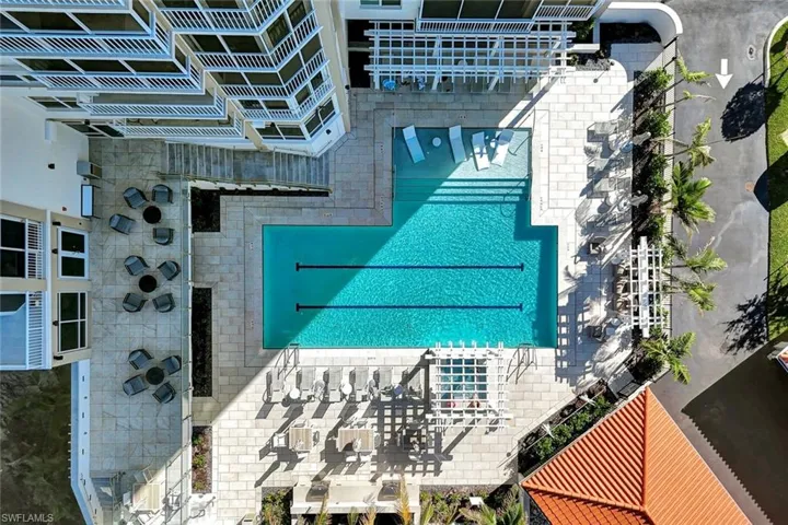 6585 Nicholas Blvd # 404, Naples Fl 34108