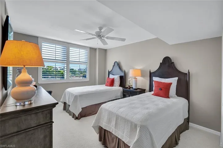 6585 Nicholas Blvd # 404, Naples Fl 34108