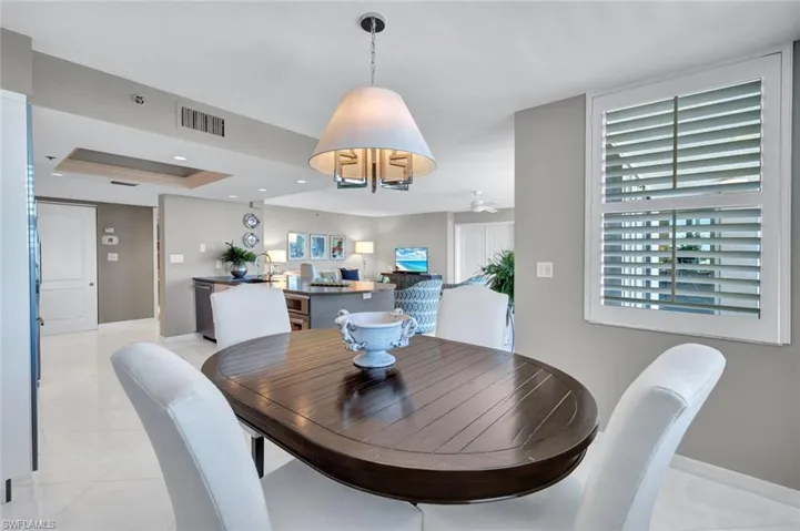 6585 Nicholas Blvd # 404, Naples Fl 34108