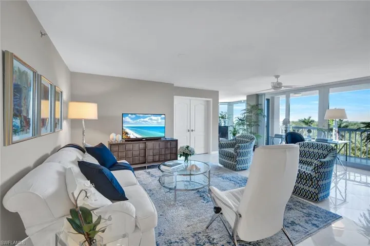 6585 Nicholas Blvd # 404, Naples Fl 34108