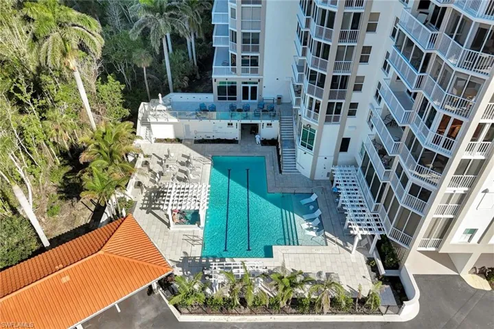 6585 Nicholas Blvd # 404, Naples Fl 34108