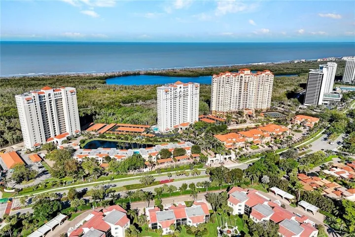6585 Nicholas Blvd # 404, Naples Fl 34108