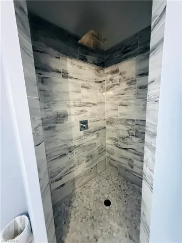 827 Sw 24th St, Cape Coral, Florida 33991