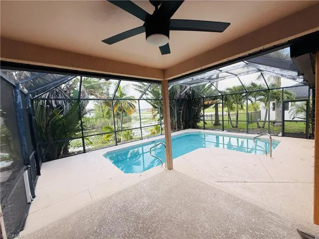 827 Sw 24th St, Cape Coral, Florida 33991