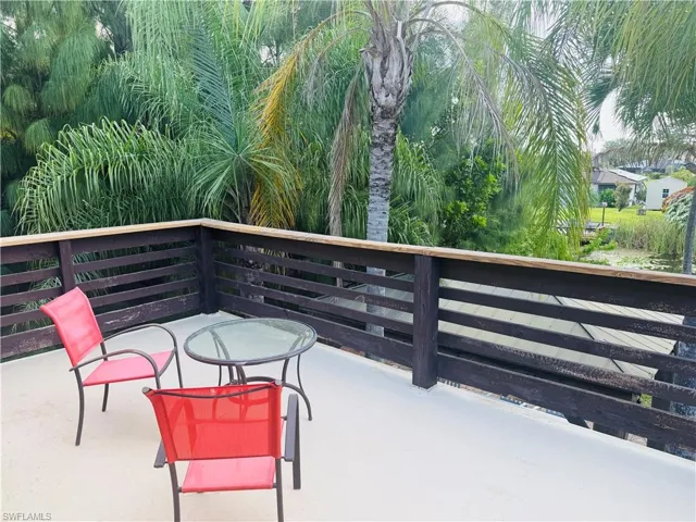 827 Sw 24th St, Cape Coral, Florida 33991