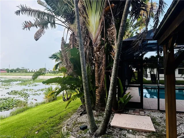 827 Sw 24th St, Cape Coral, Florida 33991