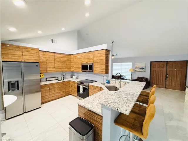 827 Sw 24th St, Cape Coral, Florida 33991