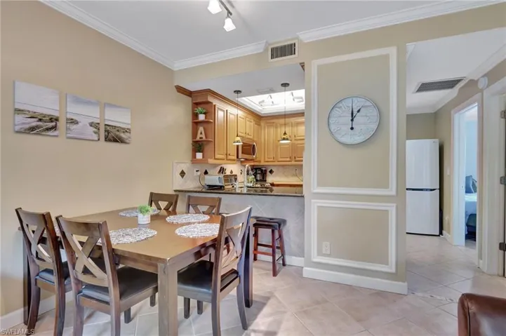3323  Olympic  DR, Naples, FL 34105