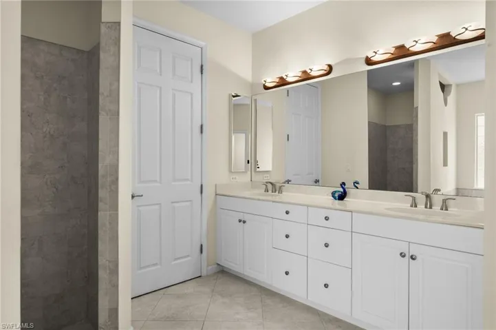 Primary Bath with Dual Sinks
