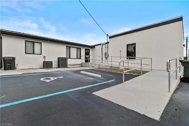 702 S W C Owen Ave, Clewiston, Florida 33440