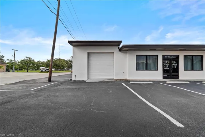 702 S W C Owen Ave, Clewiston, Florida 33440