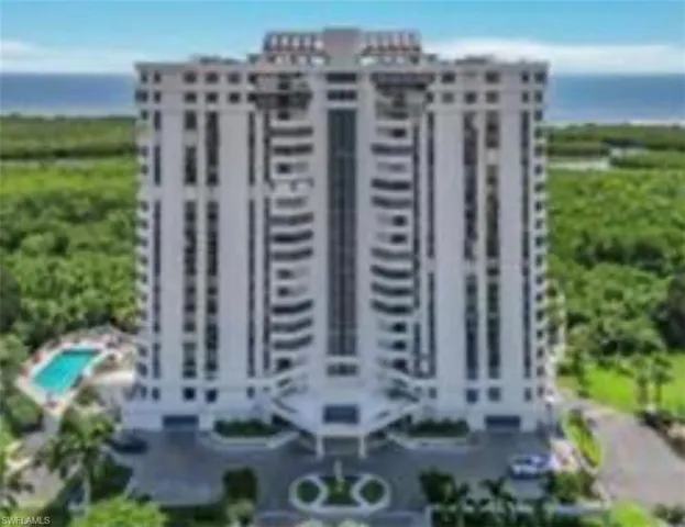 6001  Pelican Bay  BLVD, Naples, FL 34108