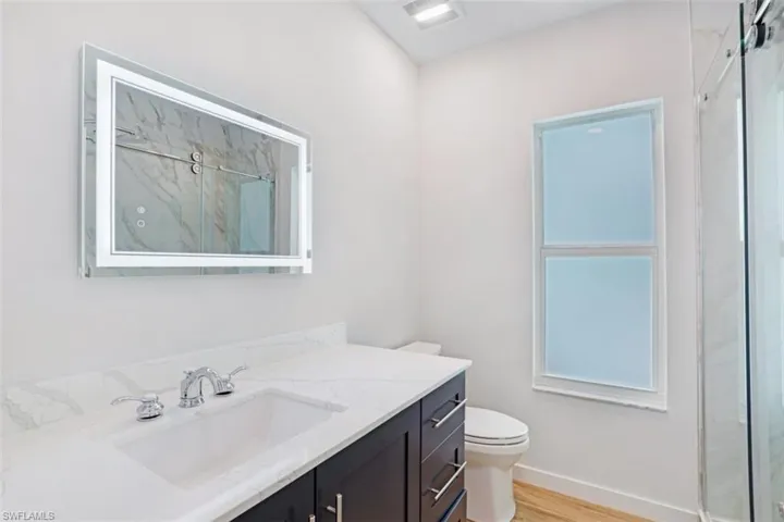 11102  Phoenix  WAY, Naples, FL 34119