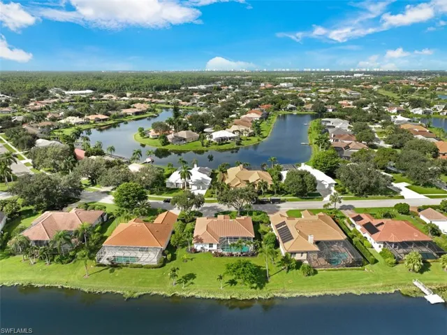 11102  Phoenix  WAY, Naples, FL 34119