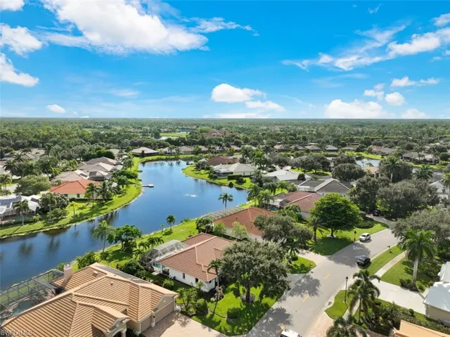 11102  Phoenix  WAY, Naples, FL 34119